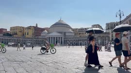 Italy: Scorching heatwave grips Naples as temperatures soar