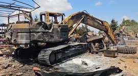 Israeli strike kills Syrian man, injures 2 others in southern Lebanon
