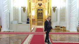 Putin meets UAE president in Moscow to discuss Middle East tensions