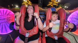 Siblings scream and swear mid-air on slingshot ride in Florida, USA