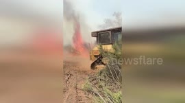 US: Gifford Fire Rages Unchecked As Firefighters Struggle To Contain Blaze