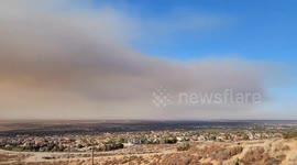 US: Canyon Fire Grows Rapidly, Prompts Evacuation in Ventura County, California 2