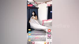 Police raid villa midway through Chinese online sex stream