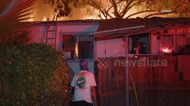 US, Bakersfield: Bakersfield 2 Mobile Homes Catch Fire Dogs Evacuated