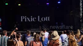 Pixie Lott performed at Flackstock - South Facing 2025