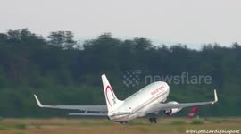 Aircraft struggles to take off at Frankfurt airport in Germany