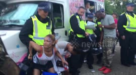 Women 'dance' on policeman at Notting Hill Carnival