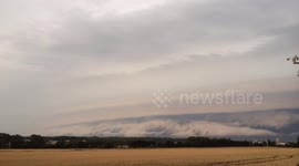 MCS shelf cloud with roll cloud