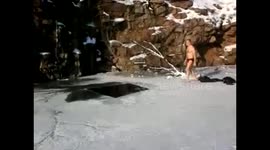 Diving winter at -19 degrees Celsius