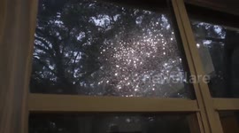 Newsflare Edit - Power lines spark as Hurricane Hermine hits Florida