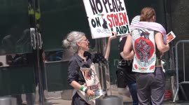 US: Protesters rally outside UNHQ to condemn journalists' killings by Israel in Gaza