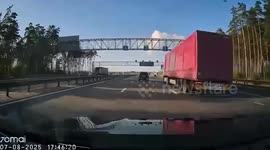 Highway repair in live lane ends in violent crash