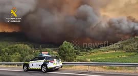 Wildfires rage on amid prolonged heatwave in southern Europe