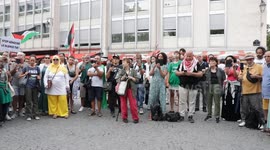 Protesters in Paris condemn Israel over killing of journalists in Gaza
