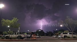 US, Phoenix: Phoenix Thunderstorm Causes Flooding