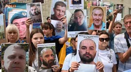 84 Ukrainian POWs return home after a prisoner exchange