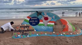 India: Spectacular Sand Art Tributes Operation Sindoor on India's 79th Independence Day at Puri Beach