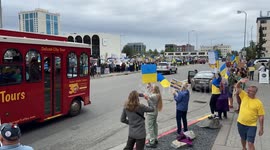 US: Protesters rally in Anchorage with 'Stand Up for Ukraine' slogan during Trump–Putin meeting