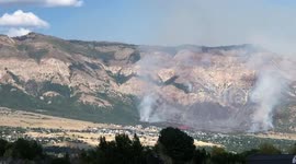 US: Wildfire Prompts Evacuations and Power Outages in North Ogden, Utah 5