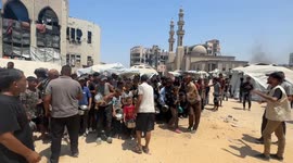 Charity distributes food in Gaza amid Israeli blockade