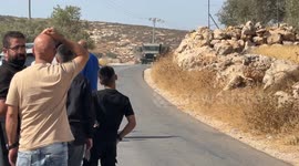 Jewish settlers torch Palestinian lands and vehicles in West Bank’s Ramallah (2)