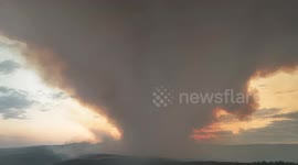 DRONE - Forest fire rages in northwestern Türkiye, five villages evacuated