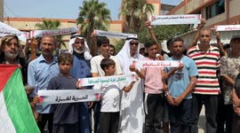 Gazans hold demonstration outside Nasser Hospital calling for end to Israeli assault