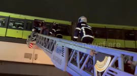 Chaos on the Tracks: Overcrowded Mumbai Monorail Strands Hundreds Amid Monsoon Fury
