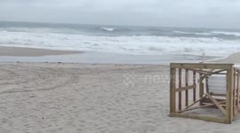 US: Large Waves Hit East Coast as Hurricane Erin Moves North in Atlantic 2