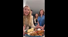 Grandmother reacts to Da Fuq trend and surprises grandchildren with a witty comeback