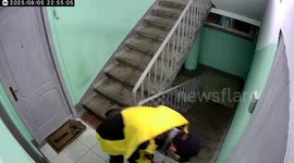 Courier caught stealing order in Moscow, Russia
