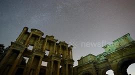 Timelapse reveals starry night over UNESCO site Ephesus in Türkiye's İzmir