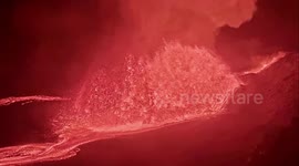 US: Kilauea Volcano Erupts Shooting Lava 100 Feet Into The Sky