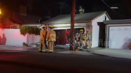 US, Los Angeles: Sherman Oaks Flames Damage Homes Attached Garage