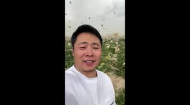 Farmer's attempt at live stream selling fails as sandstorm hits his field
