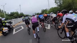 Cyclists crash in mass pile-up during race in China