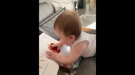 Toddler tries to eat apple off page — 99,300 Instagram views and counting