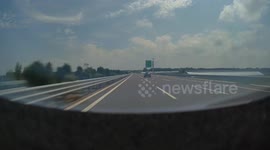 Dashcam captures car accident on highway in Shandong, China