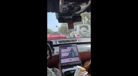Water splash battle between drivers at traffic light in Fujian, China