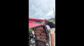 Passengers whose motorcycle broke down given unconventional ride home
