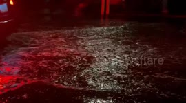 US: Flash Flooding Hits Phoenix, Arizona