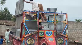 Pakistan: High Flood in River Chenab at Kot Momin, Sargodha: Thousands at Risk as Water Surges
