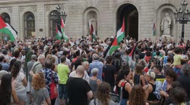 Spain: Protest in Barcelona condemns killings of Palestinian journalists