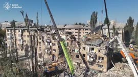 Cleanup efforts ongoing following Russian attack on Kyiv