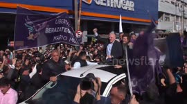 Argentina: Milei being attacked by protesters