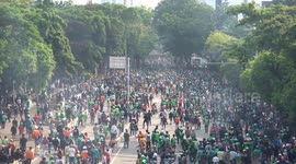 Clashes in Jakarta after police vehicle kills driver during protest