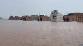 Pakistan: Houses submerged in flood water in Lahore