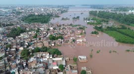 Pakistan: Ravi River Havoc: Shahdara and Multiple Housing Societies Submerged