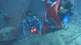 Türkiye: Divers mark 103rd Victory Day of Türkiye underwater in Red Sea
