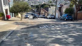 Steep streets of San Francisco create optical illusion